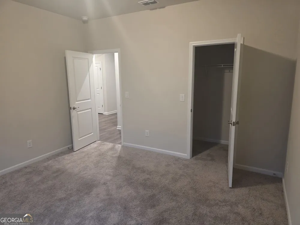 1633 Juniper Berry WAY Loganville, GA 30052