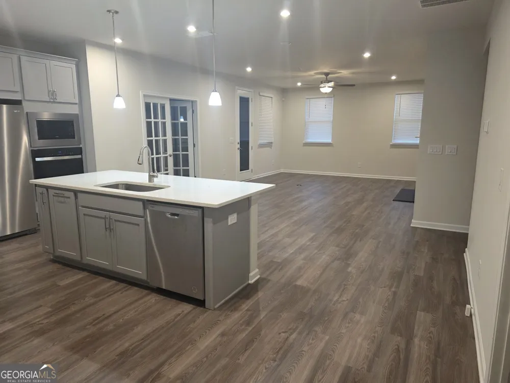 1633 Juniper Berry WAY Loganville, GA 30052