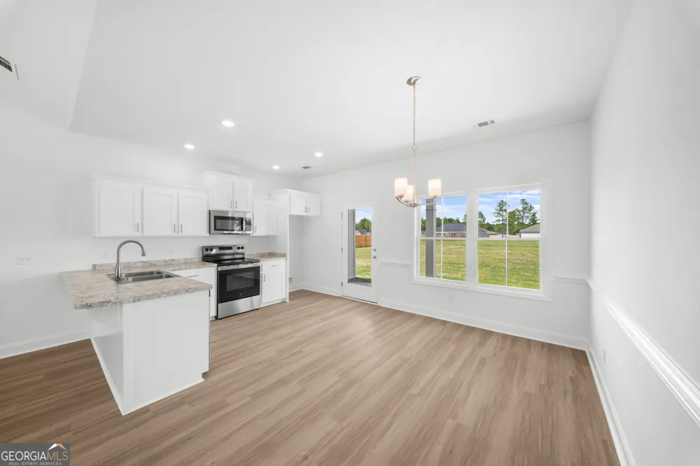 662 Belfast LOOP Ellabell, GA 31308