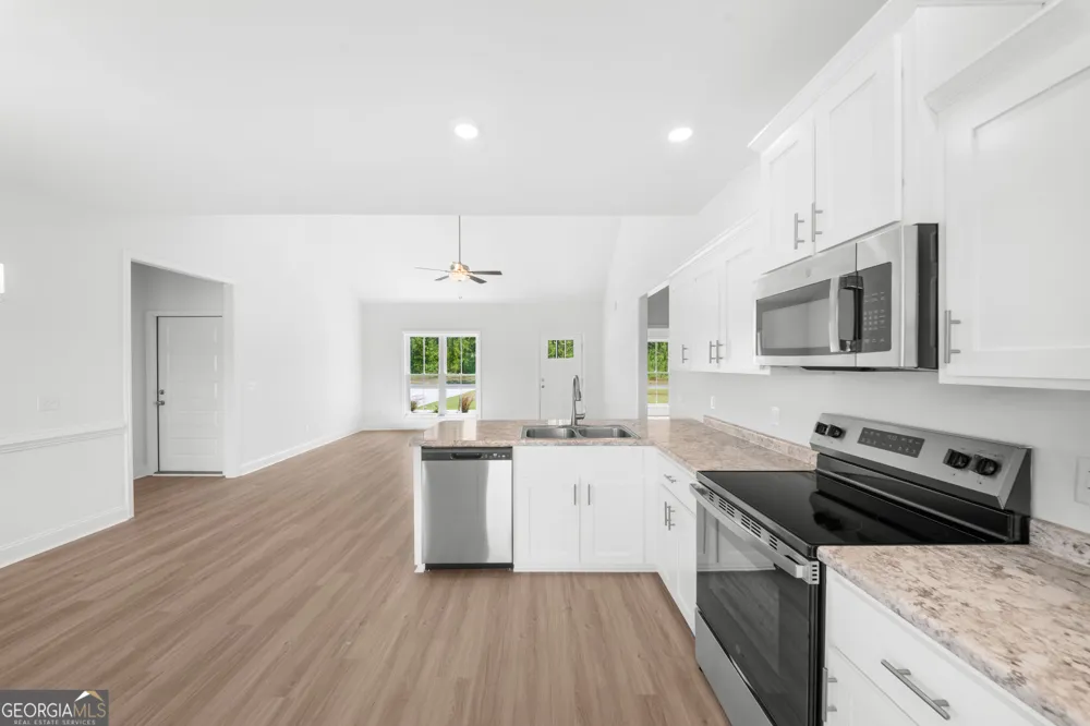 662 Belfast LOOP Ellabell, GA 31308