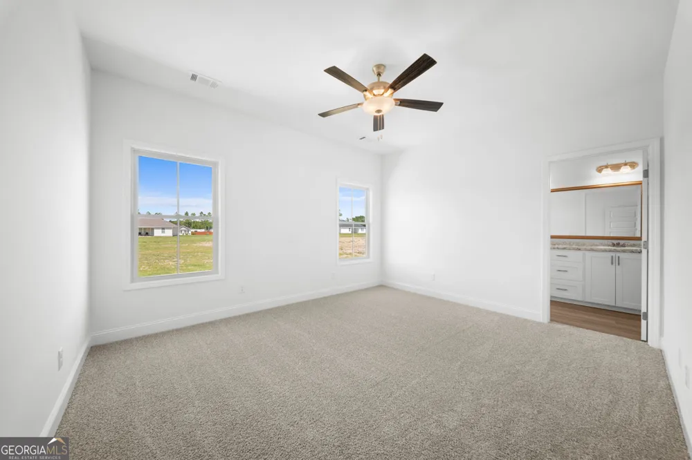 662 Belfast LOOP Ellabell, GA 31308