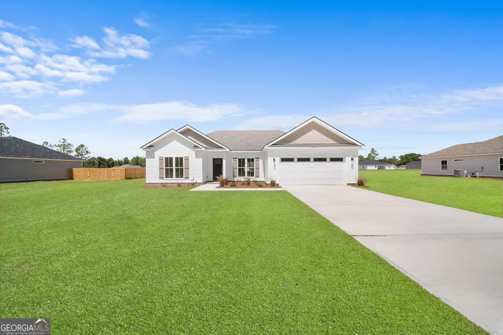 662 Belfast LOOP Ellabell, GA 31308