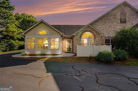 416 Kenley CT