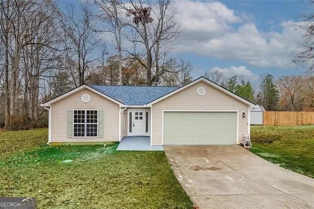 1216 Dylan WAY Bethlehem, GA 30620