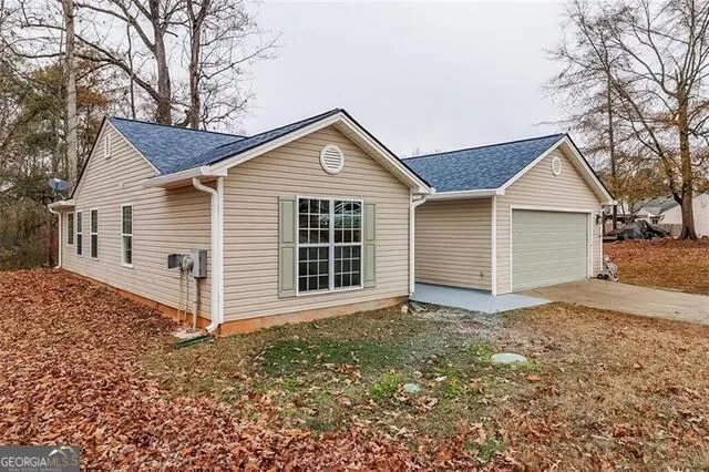 1216 Dylan WAY Bethlehem, GA 30620