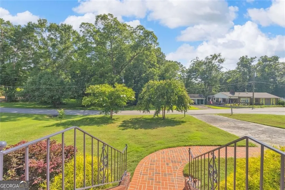 142 Ola ST Toccoa, GA 30577