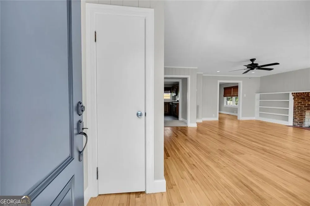 142 Ola ST Toccoa, GA 30577
