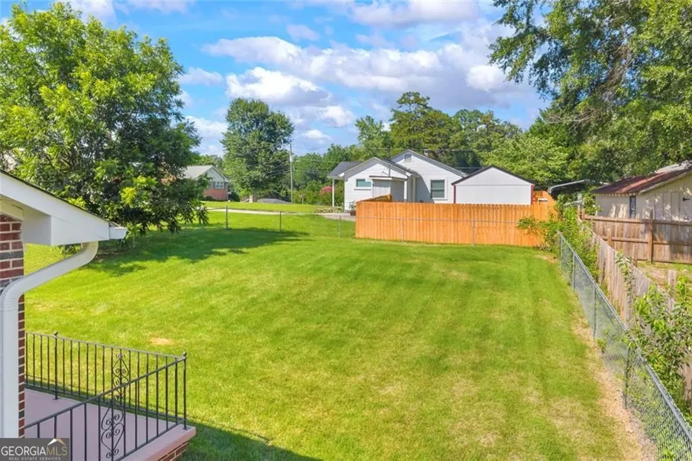 142 Ola ST Toccoa, GA 30577