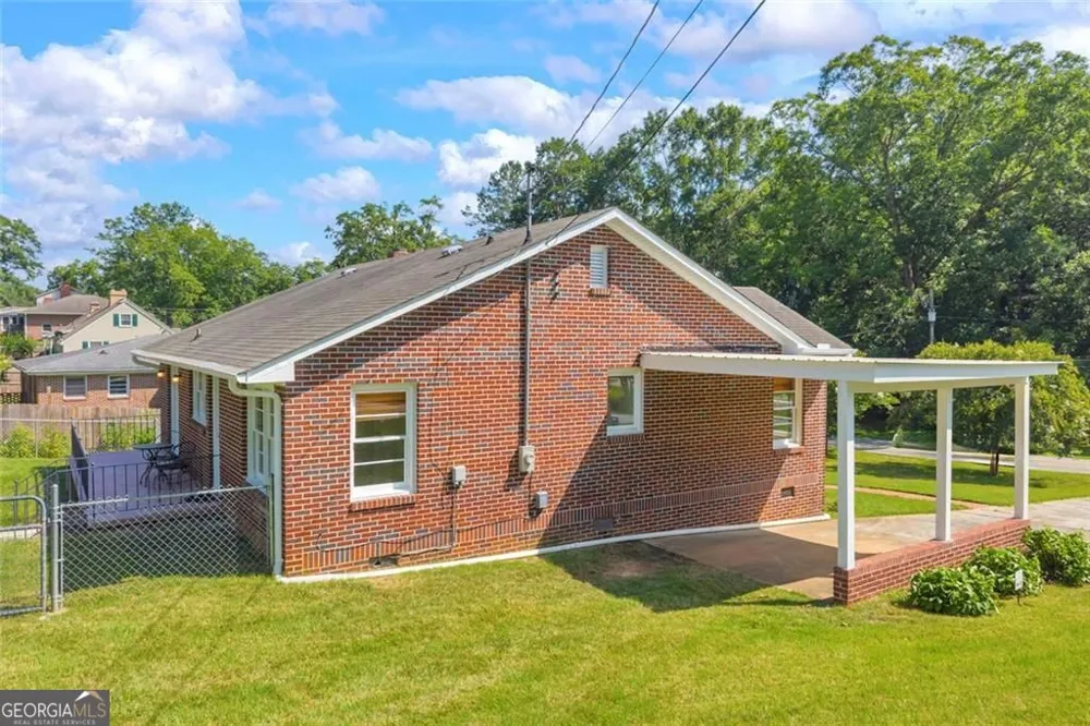 142 Ola ST Toccoa, GA 30577