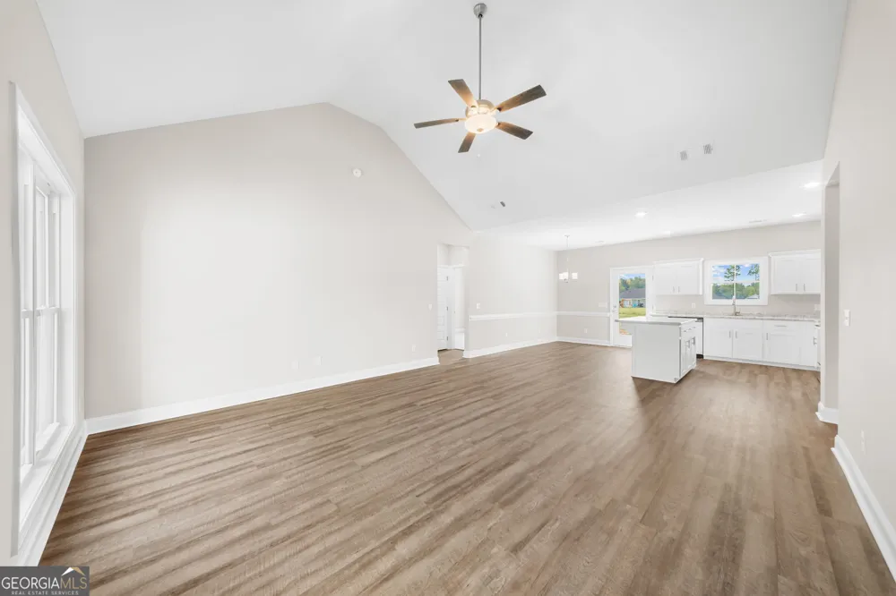 664 Belfast LOOP Ellabell, GA 31308