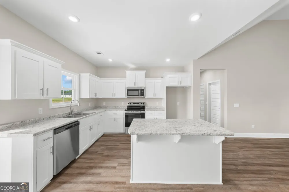 664 Belfast LOOP Ellabell, GA 31308