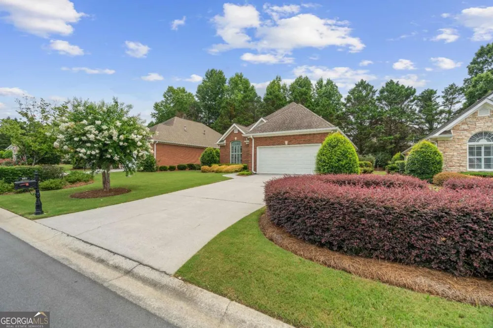 112 Bristol PL SE Calhoun, GA 30701