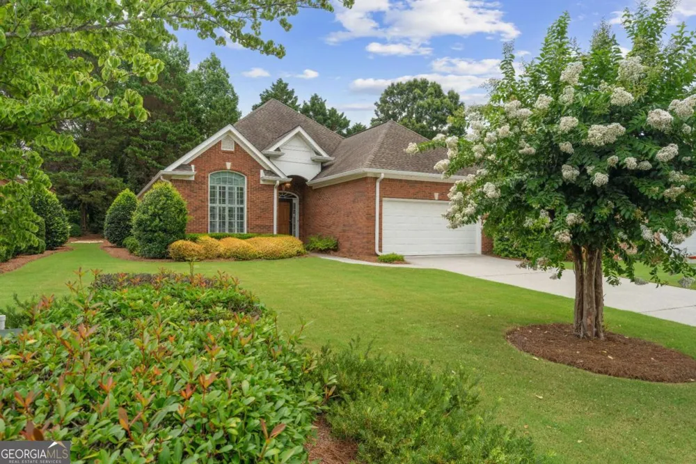112 Bristol PL SE Calhoun, GA 30701