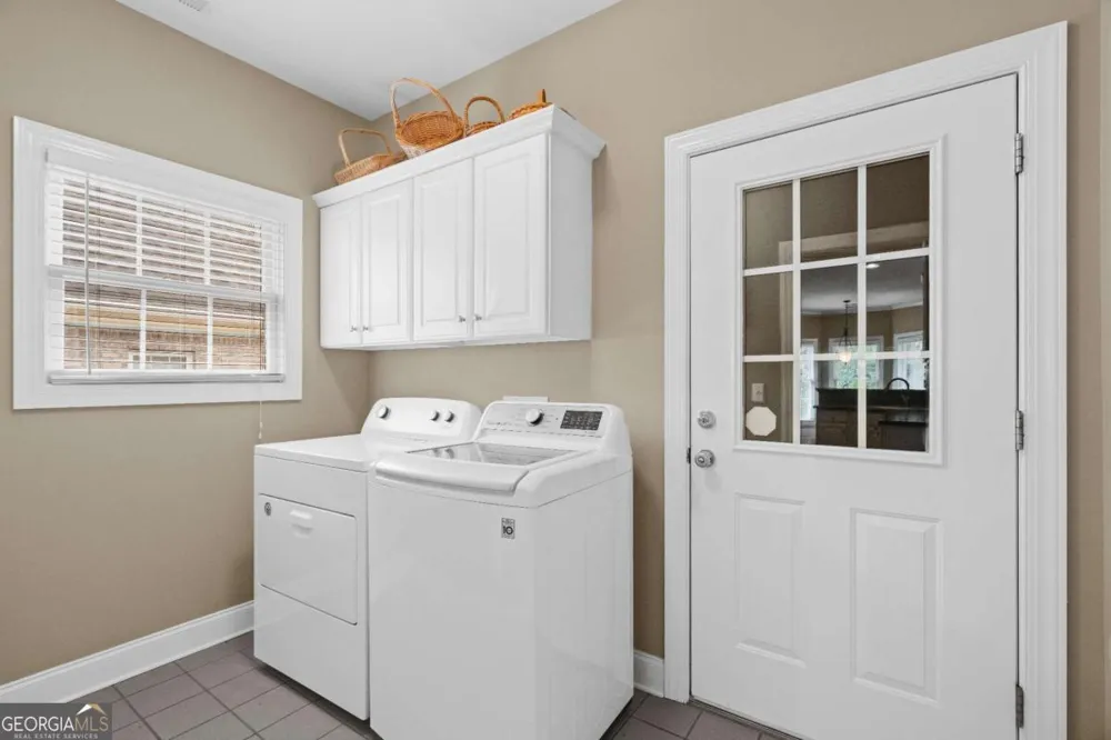 112 Bristol PL SE Calhoun, GA 30701