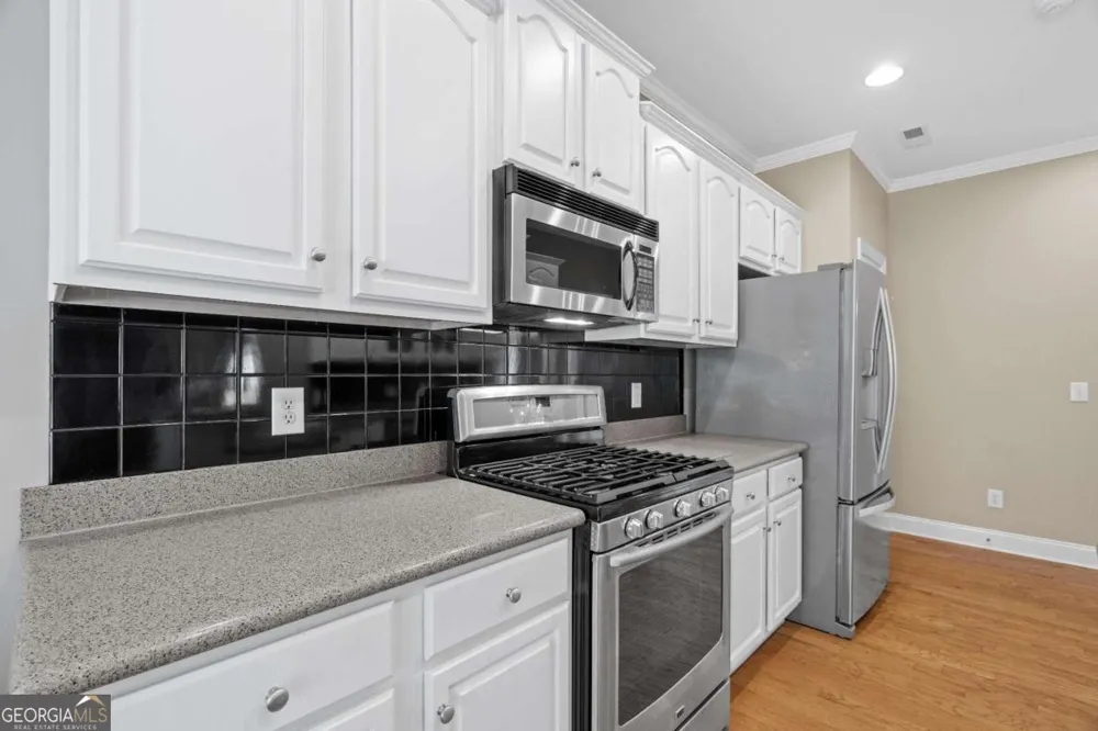 112 Bristol PL SE Calhoun, GA 30701