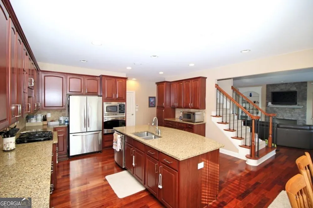 2217 Chaseford LN Powder Springs, GA 30127