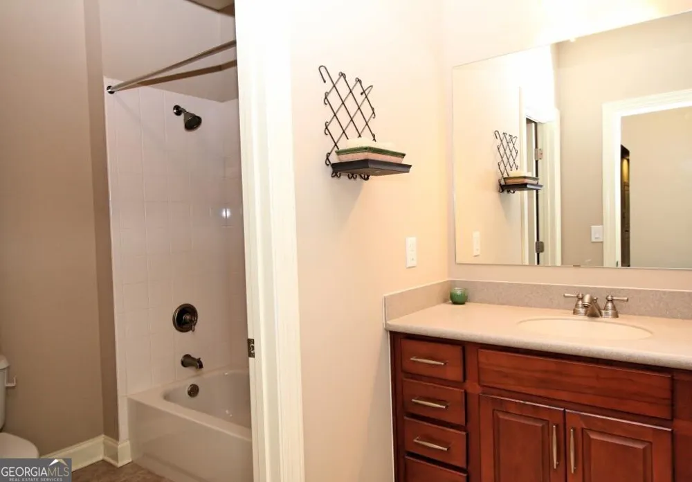2217 Chaseford LN Powder Springs, GA 30127