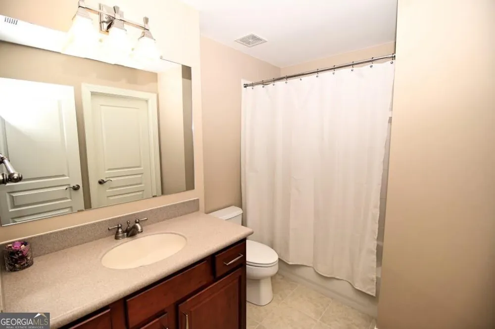 2217 Chaseford LN Powder Springs, GA 30127