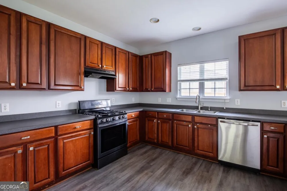 7702 Parkside DR Lithia Springs, GA 30122