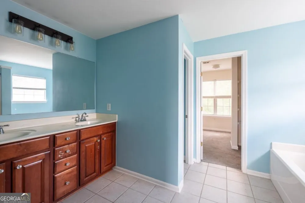 7702 Parkside DR Lithia Springs, GA 30122