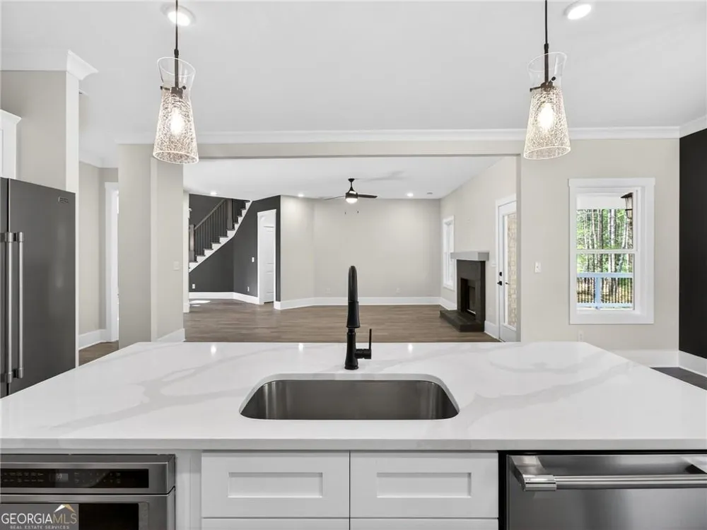1091 Deer TRL Bishop, GA 30621