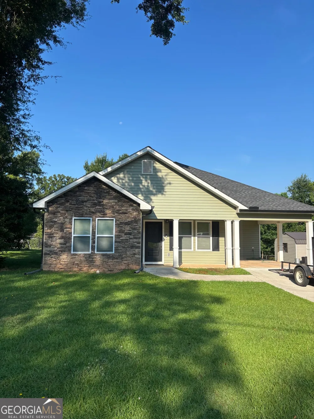 1609 Flat Shoals RD NE Milledgeville, GA 31061