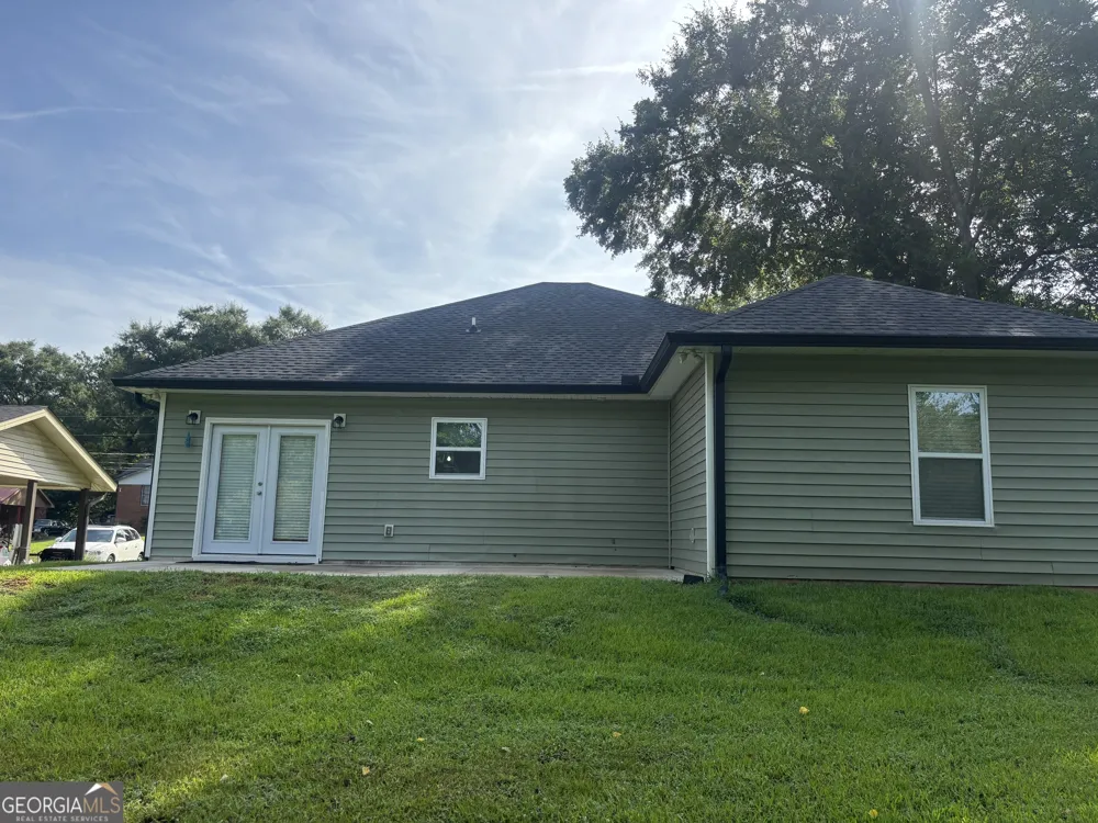1609 Flat Shoals RD NE Milledgeville, GA 31061