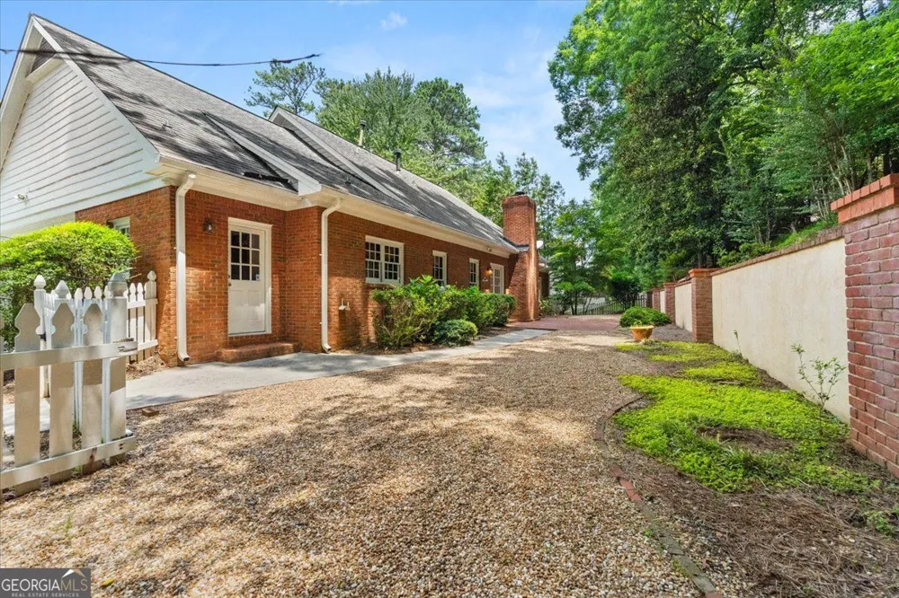 8855 Glen Ferry DR Johns Creek, GA 30022