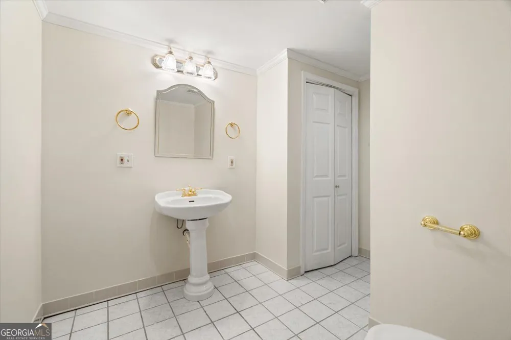 8855 Glen Ferry DR Johns Creek, GA 30022
