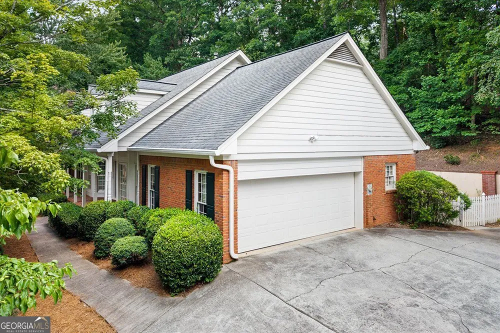 8855 Glen Ferry DR Johns Creek, GA 30022