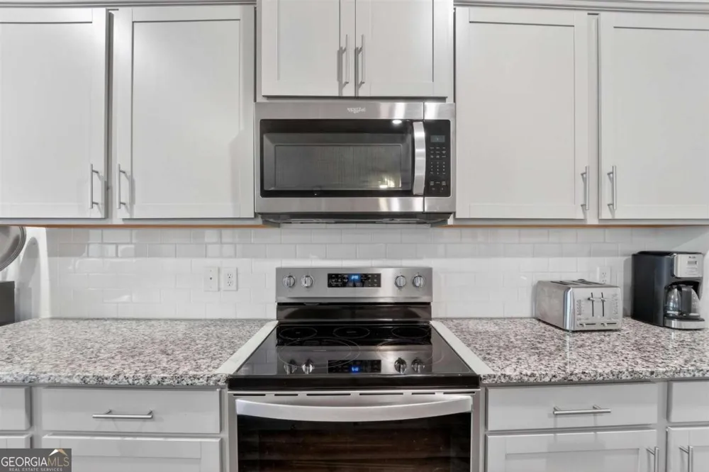 638 Logging Hill DR Richmond Hill, GA 31324