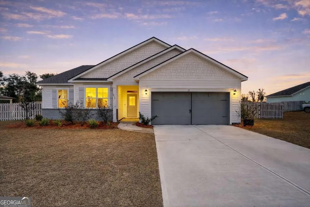 638 Logging Hill DR Richmond Hill, GA 31324
