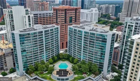 44 Peachtree PL NW