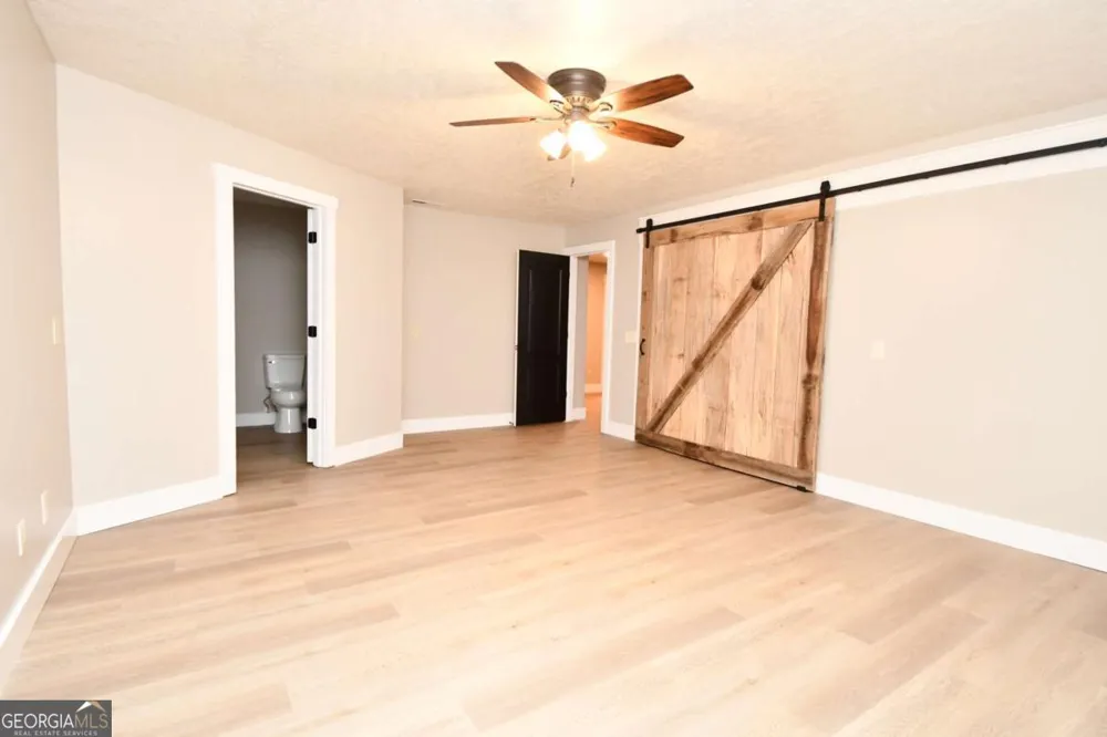 257 Lake Place DR Lavonia, GA 30553