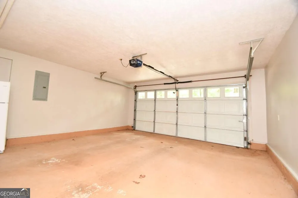 257 Lake Place DR Lavonia, GA 30553