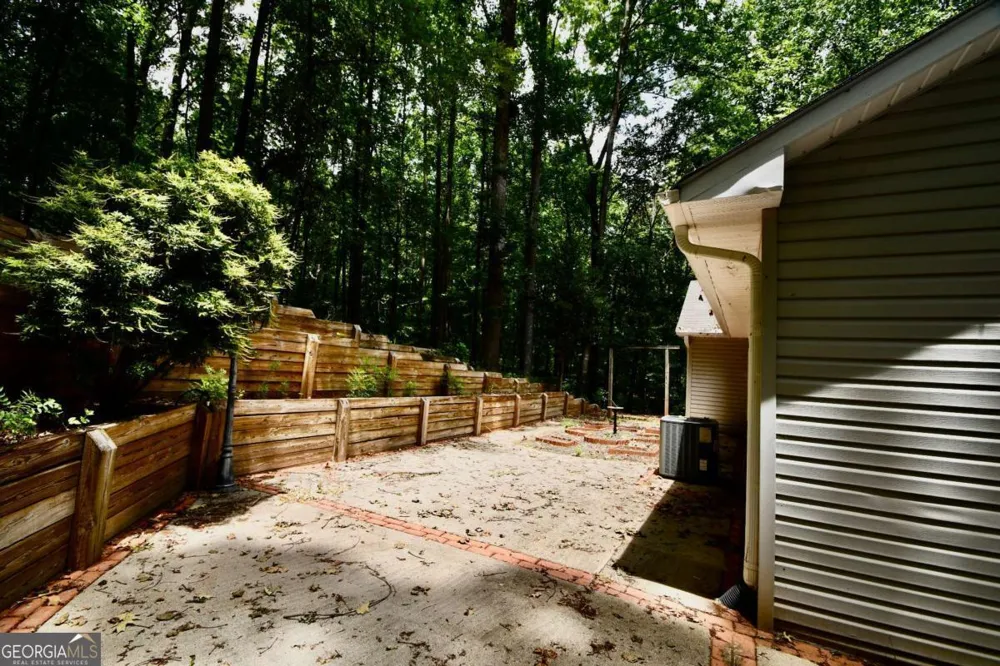 257 Lake Place DR Lavonia, GA 30553