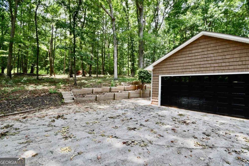 257 Lake Place DR Lavonia, GA 30553