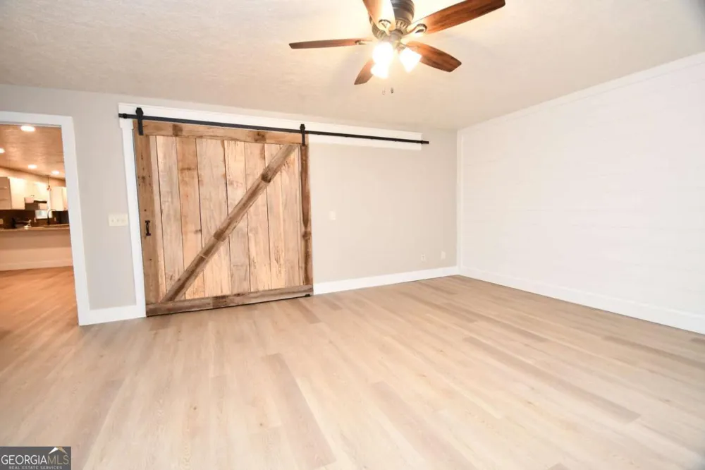 257 Lake Place DR Lavonia, GA 30553