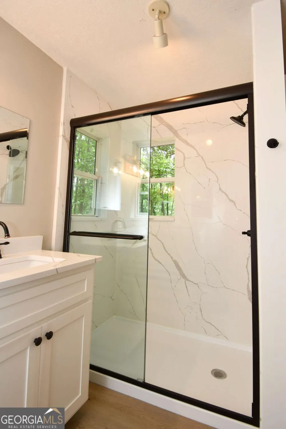 257 Lake Place DR Lavonia, GA 30553