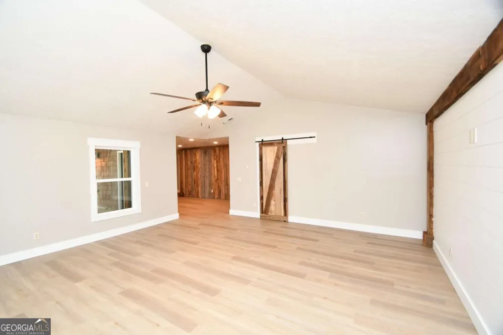 257 Lake Place DR Lavonia, GA 30553