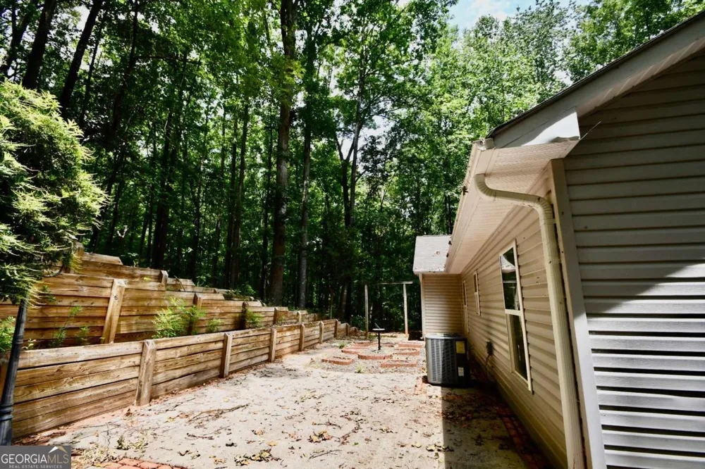 257 Lake Place DR Lavonia, GA 30553