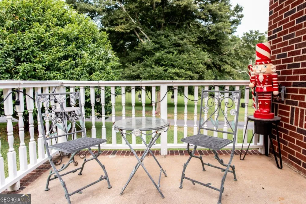 335 Robert Hardeman RD Winterville, GA 30683