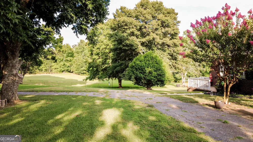 335 Robert Hardeman RD Winterville, GA 30683