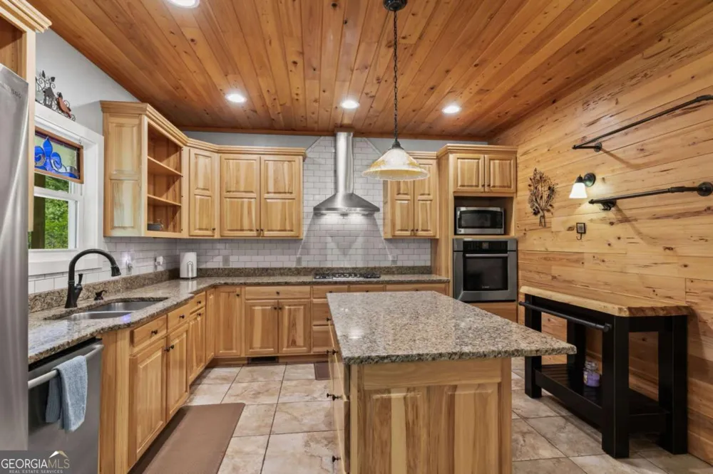 5516 Highway 30 Benton, TN 30701