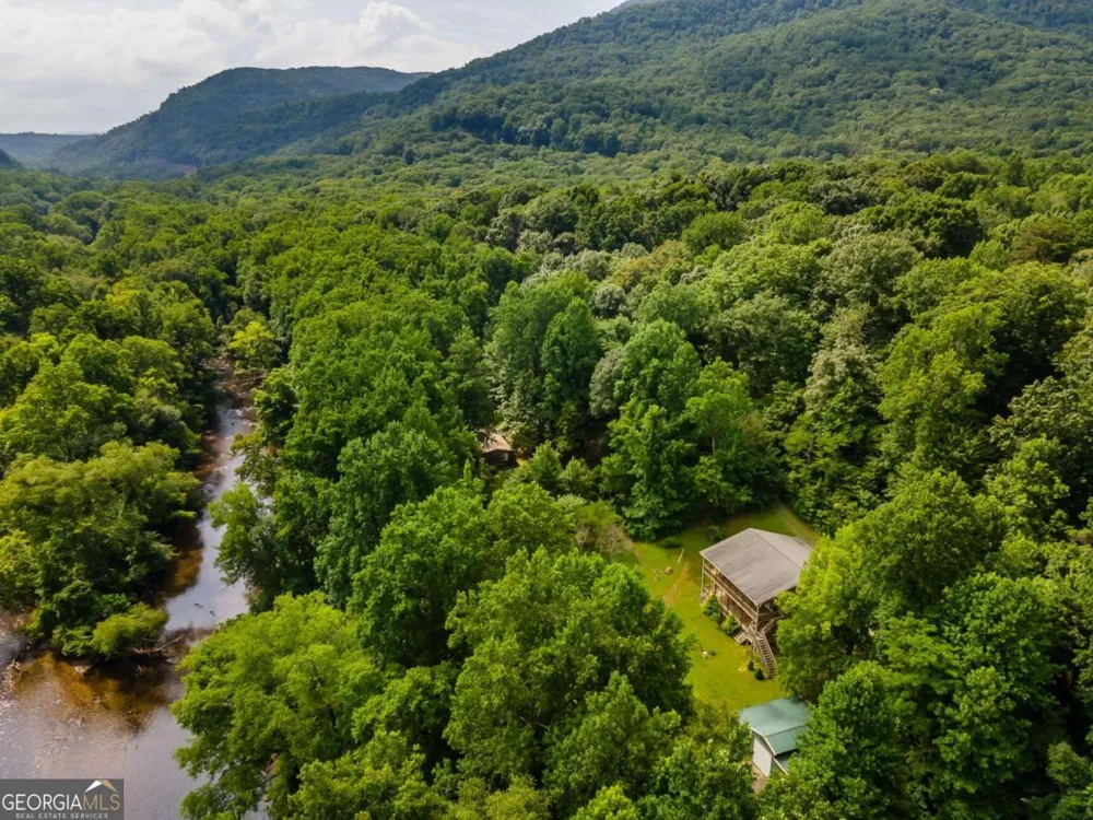5516 Highway 30 Benton, TN 30701
