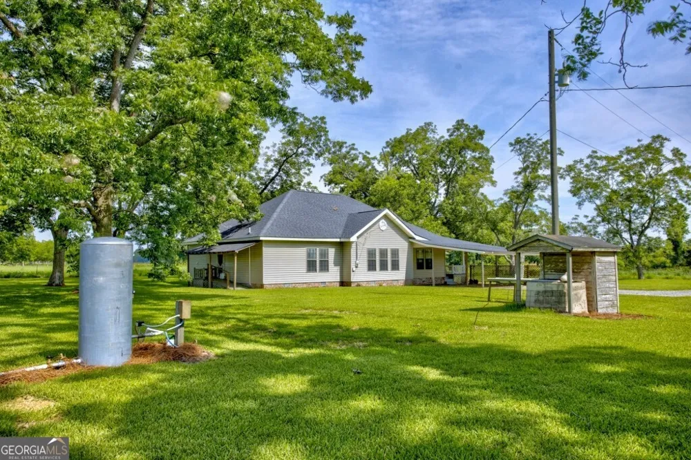 1034 Cecil Tyre RD Bristol, GA 31518