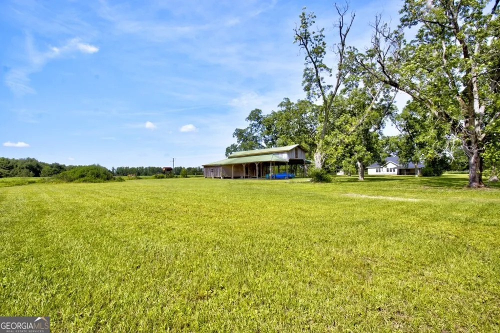 1034 Cecil Tyre RD Bristol, GA 31518
