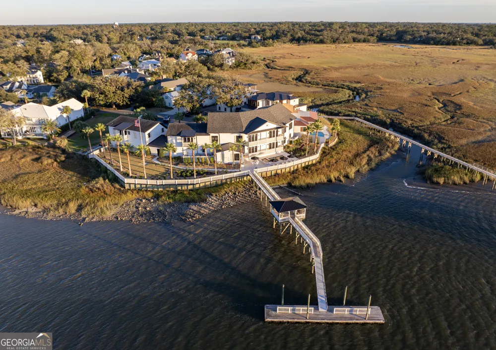 316 Yacht Club Lane St. Simons, GA 31522