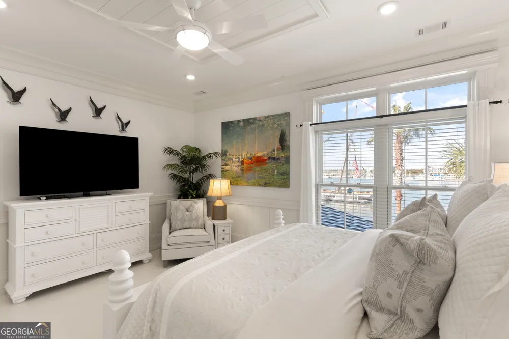 316 Yacht Club Lane St. Simons, GA 31522