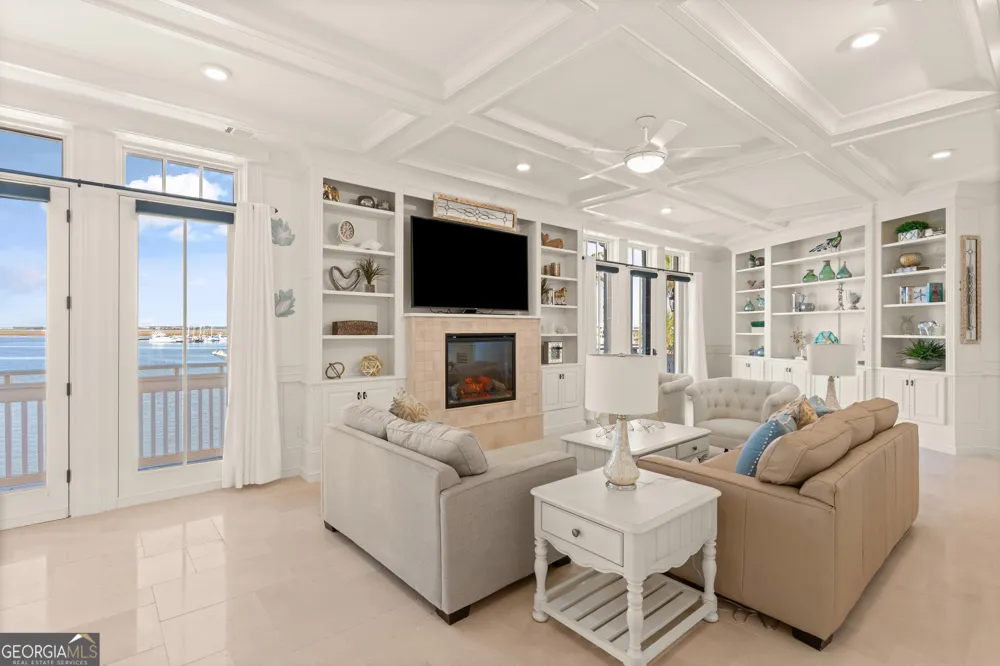 316 Yacht Club Lane St. Simons, GA 31522